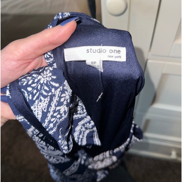 Studio One Blue and White Maxi Dress Size 2 - Picture 9 of 9